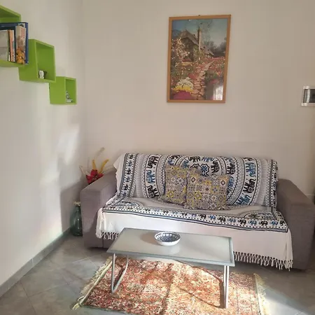 Vakantiehuis Casa Turiddu Makari *