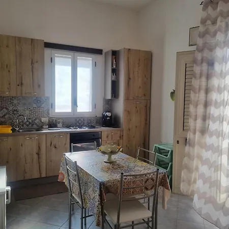 Dom wakacyjny Casa Turiddu Makari Castelluzzo