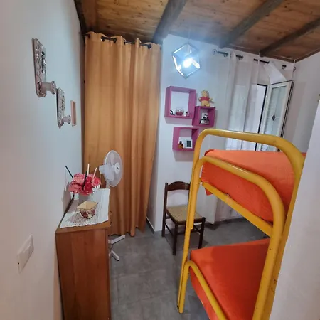 Casa Turiddu Makari Castelluzzo