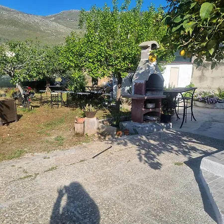 Vakantiehuis Casa Turiddu Makari