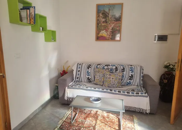 Feriehus Casa Turiddu Makari *