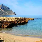 Casa Turiddu Makari Vakantiehuis